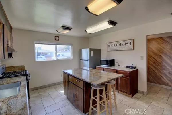 Los Banos, CA 93635,450 Orange AVE