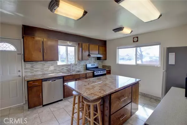 Los Banos, CA 93635,450 Orange AVE