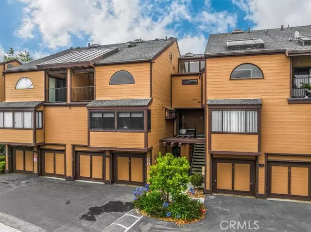 Carlsbad, CA 92008,4007 Canario ST D