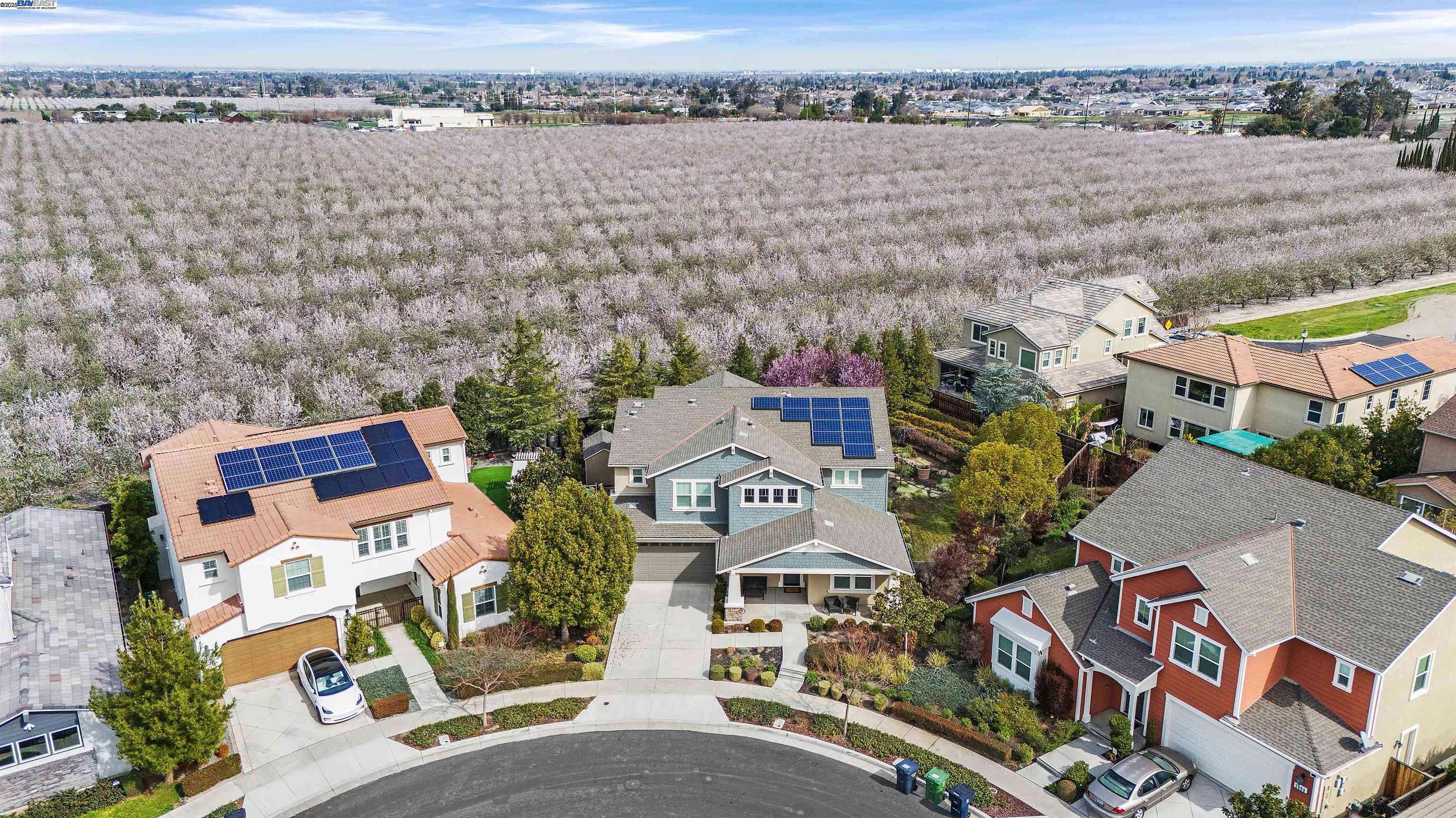 Tracy, CA 95377-8390,3838 Santa Fe LN