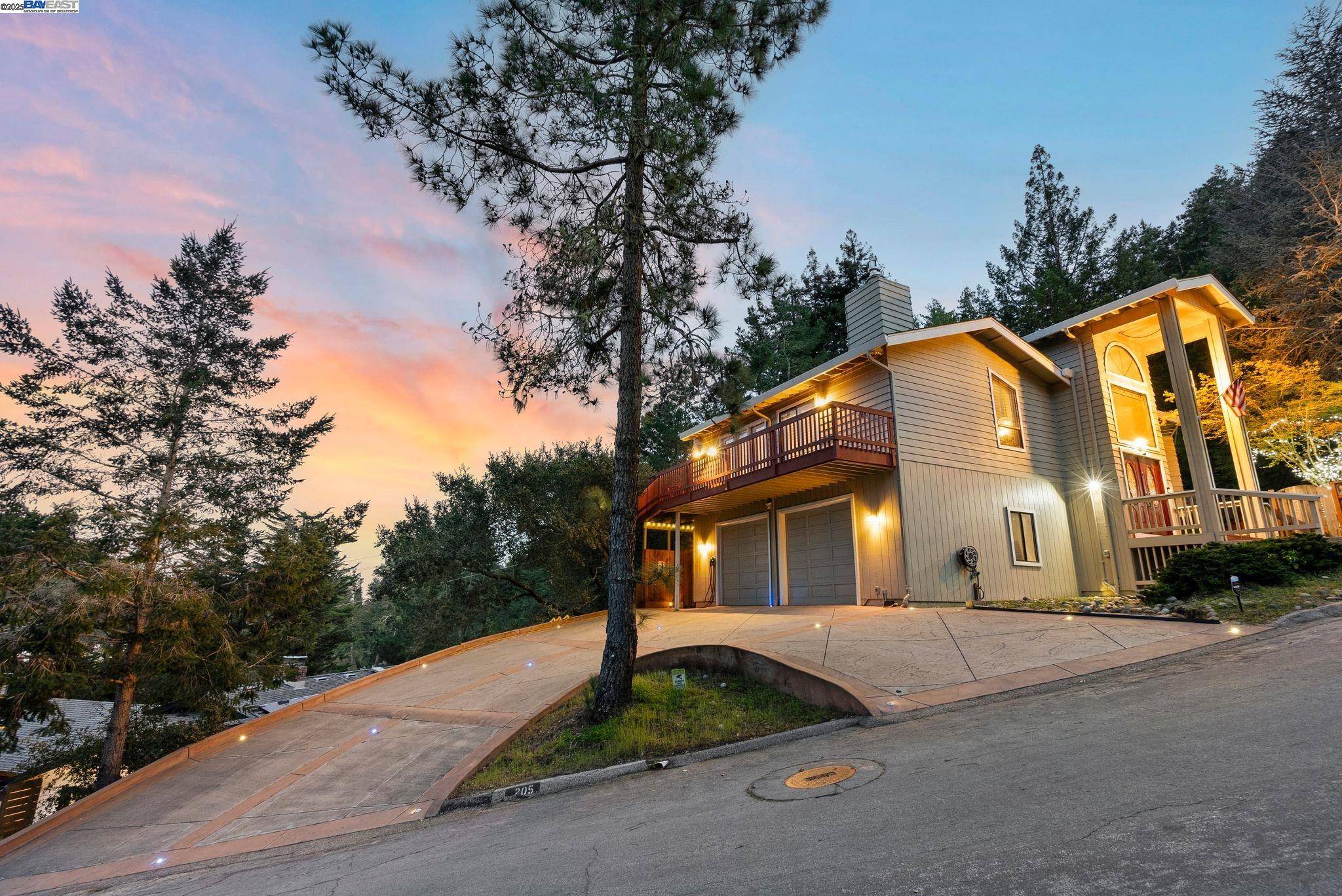 Scotts Valley, CA 95066,205 Blueberry Dr