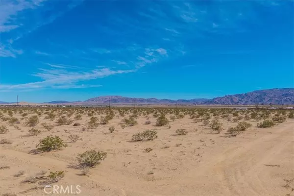 Twentynine Palms, CA 92277,3888 Desert Heights DR