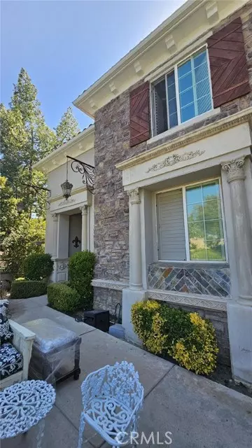 Saugus, CA 91390,29123 Black Pine WAY