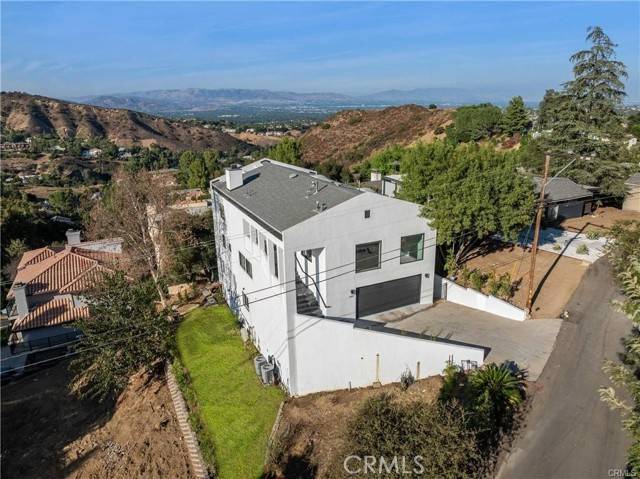23625 Summit DR, Calabasas, CA 91302