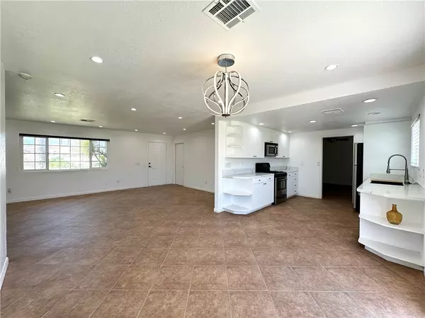 Cathedral City, CA 92234,67905 Medano RD