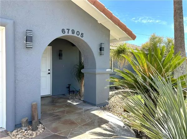 Cathedral City, CA 92234,67905 Medano RD