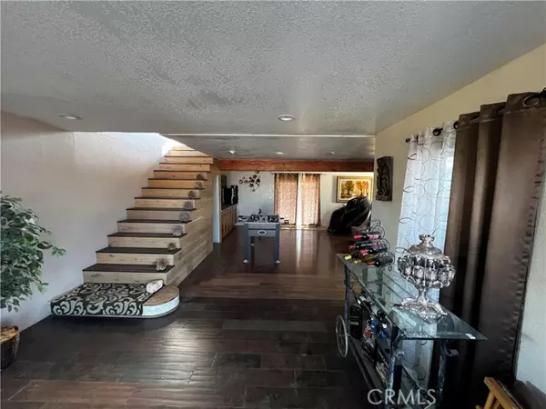 Llano, CA 93544,33048 223rd ST