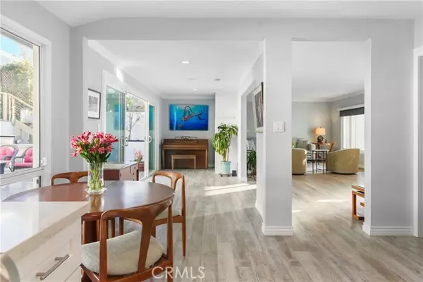 Redondo Beach, CA 90277,410 Via Mesa Grande