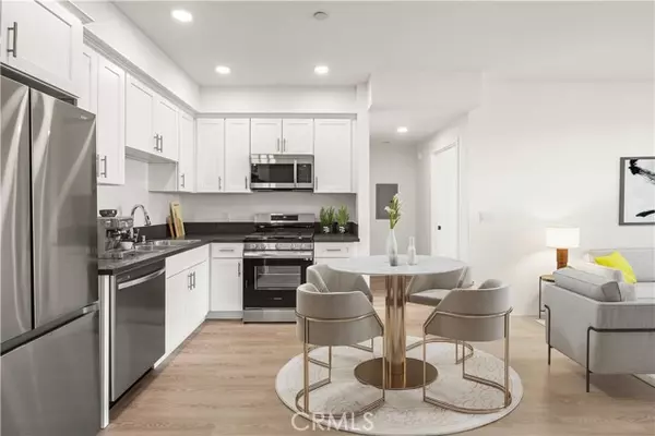 North Hollywood, CA 91606,11714 Archwood ST 408