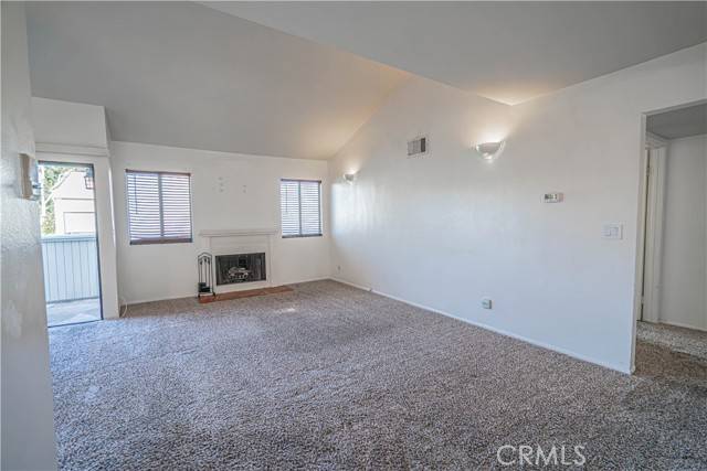 Canyon Country, CA 91351,27063 Crossglade AVE 5