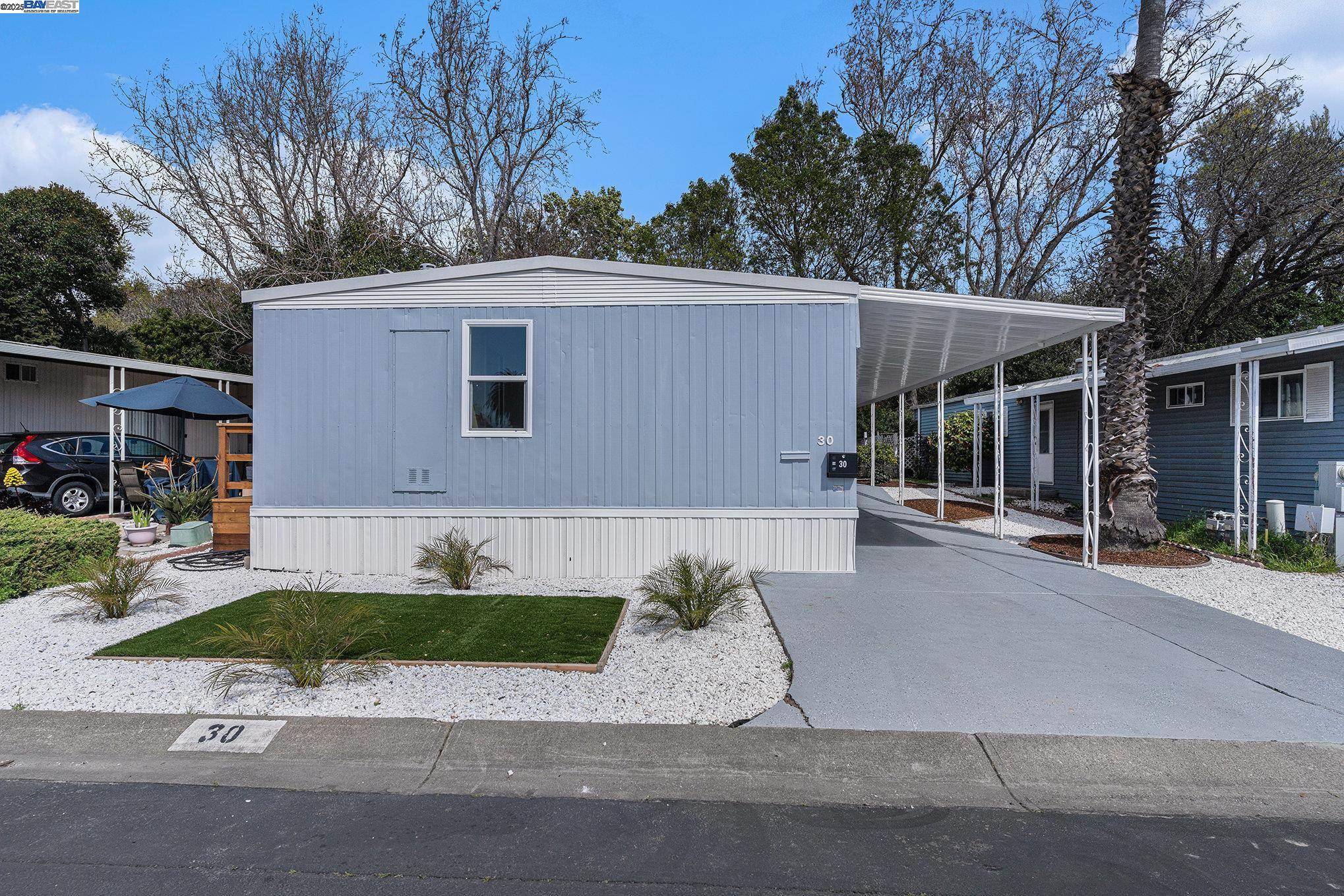 Union City, CA 94587,30 Palm dr 30