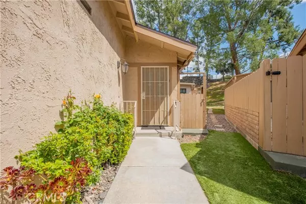 Newhall, CA 91321,19358 Anzel CIR