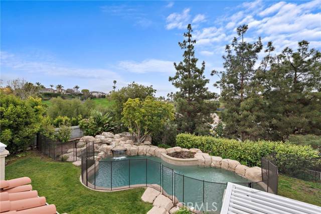 Laguna Hills, CA 92653,25222 Derbyhill DR