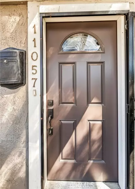 Stanton, CA 90680,11057 Carlton WAY