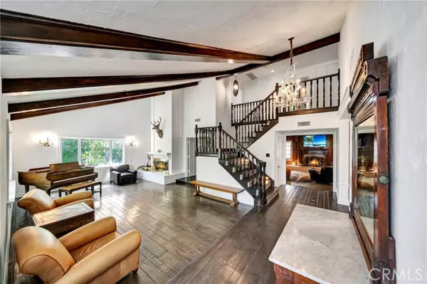 Tarzana, CA 91356,5441 Calvin AVE