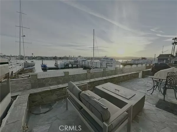 Newport Beach, CA 92661,421 E Edgewater AVE