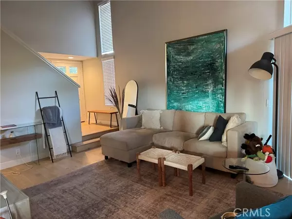 Irvine, CA 92612,184 Stanford CT 92