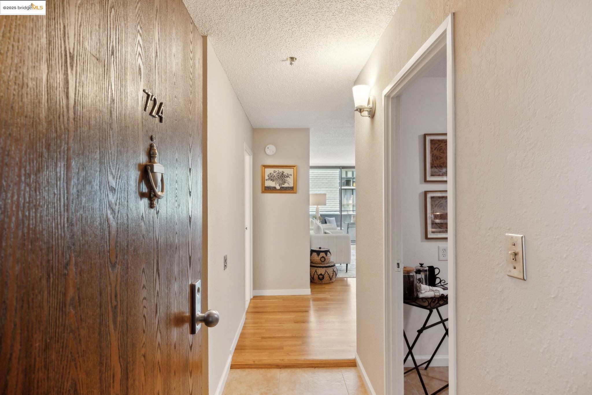 Albany, CA 94706,555 Pierce St 724C