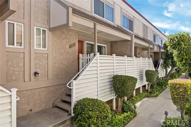 Tarzana, CA 91356,18333 Hatteras ST 26