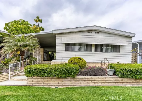14046 Lake Crest DR 76, La Mirada, CA 90638
