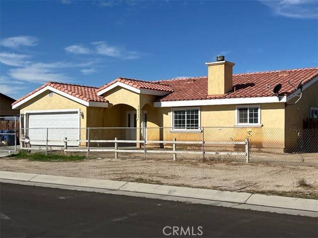 39727 171st ST, Lake Los Angeles, CA 93591