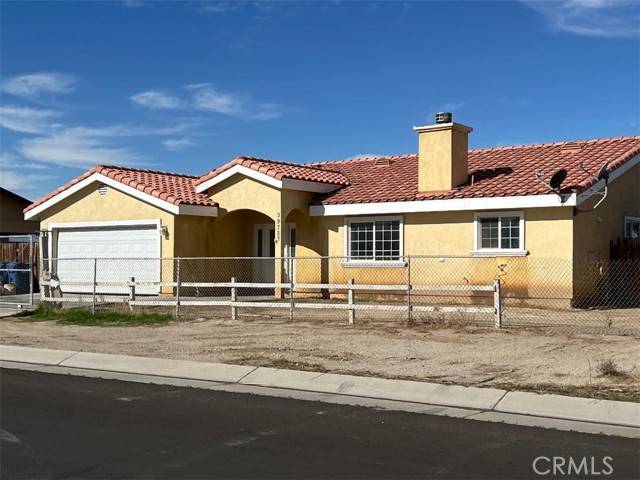 39727 171st ST, Lake Los Angeles, CA 93591