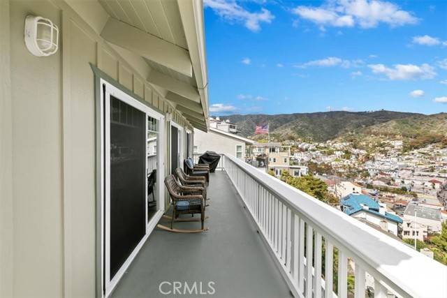 Avalon, CA 90704,123 Upper Terrace RD