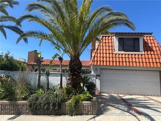 Laguna Beach, CA 92651,751 Bolsana DR