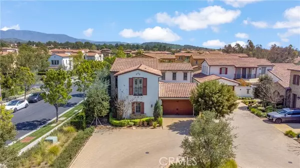 49 Sunset CV, Irvine, CA 92602