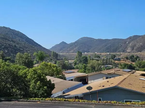 Escondido, CA 92026,8975 Lawrence Welk DR 168