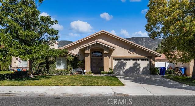 1016 W Suncrest CIR, San Bernardino, CA 92407