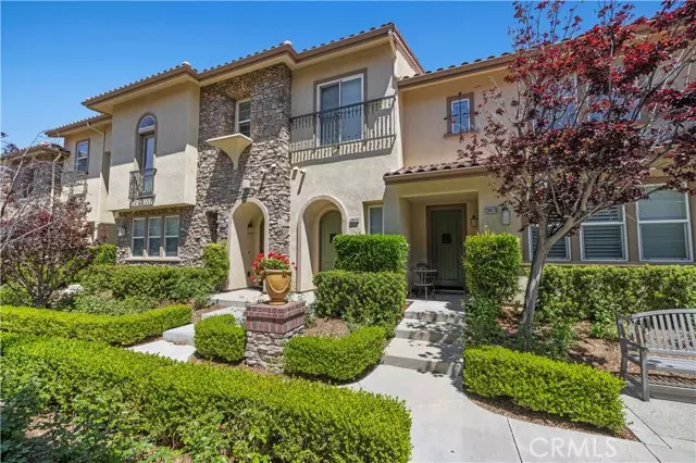 Valencia, CA 91354,28476 Herrera ST