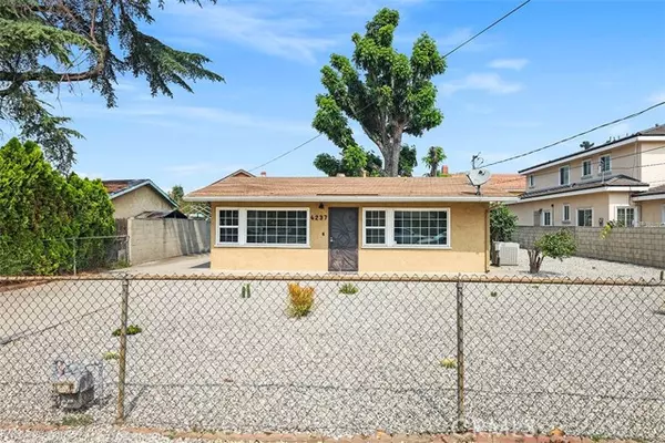 El Monte, CA 91732,4237 La Madera AVE