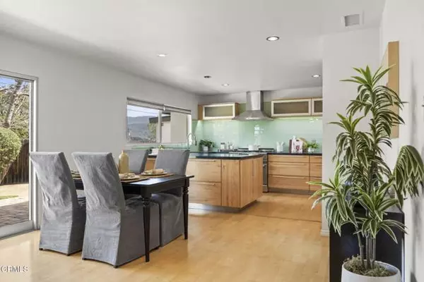 Ojai, CA 93023,1414 Meadowbrook RD