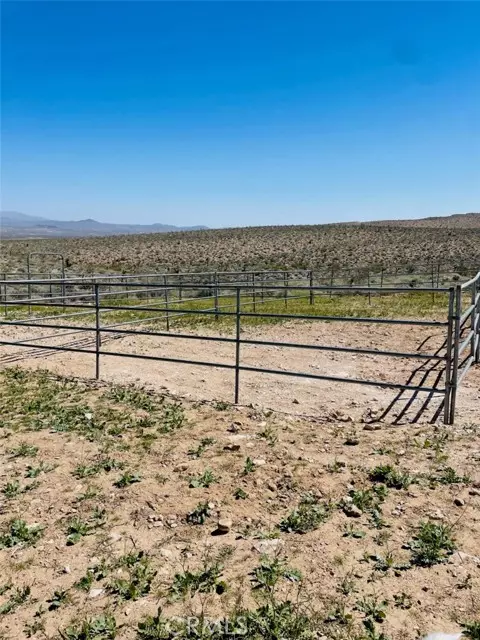 Lucerne Valley, CA 92356,7077 Camp Rock RD
