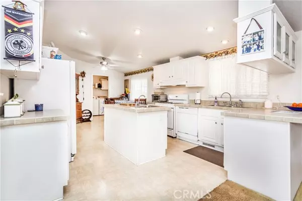 Anaheim, CA 92804,3050 W Ball RD 88