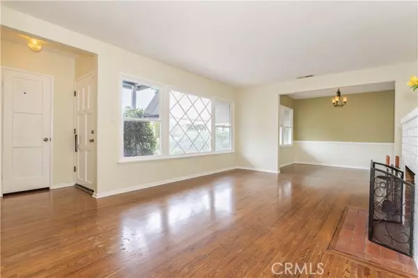 Reseda, CA 91335,6456 Yolanda AVE