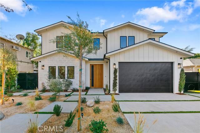 Sherman Oaks, CA 91423,13944 Valleyheart DR
