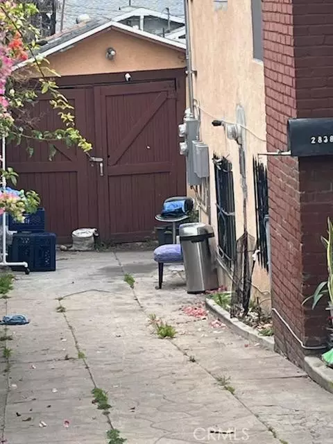 Los Angeles, CA 90065,2836 Frederick ST