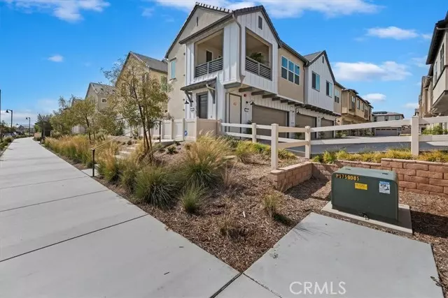 Temecula, CA 92591,32687 Brunello