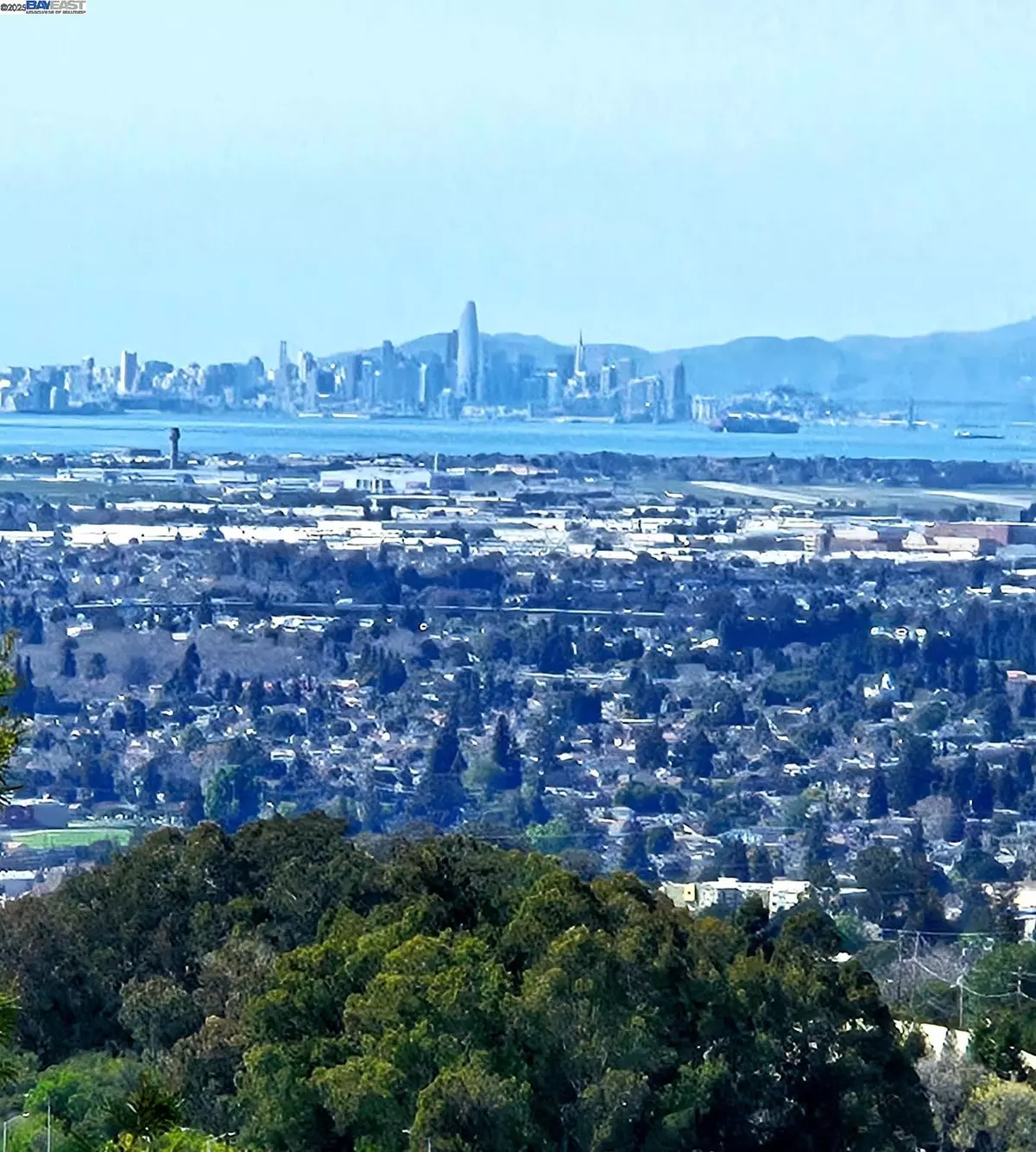 Hayward, CA 94542,0 Chronicle