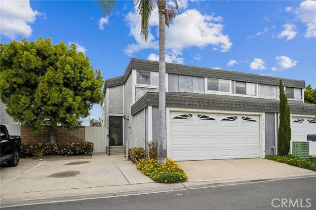 7033 Lisa LN, Westminster, CA 92683