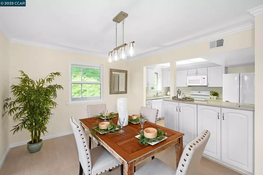 1549 Oakmont Dr 12, Walnut Creek, CA 94595