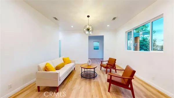 Compton, CA 90222,411 W Plum ST