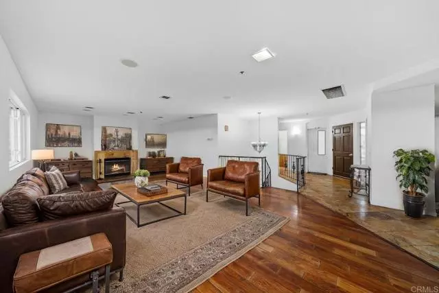 1619 Maria AVE, Spring Valley, CA 91977