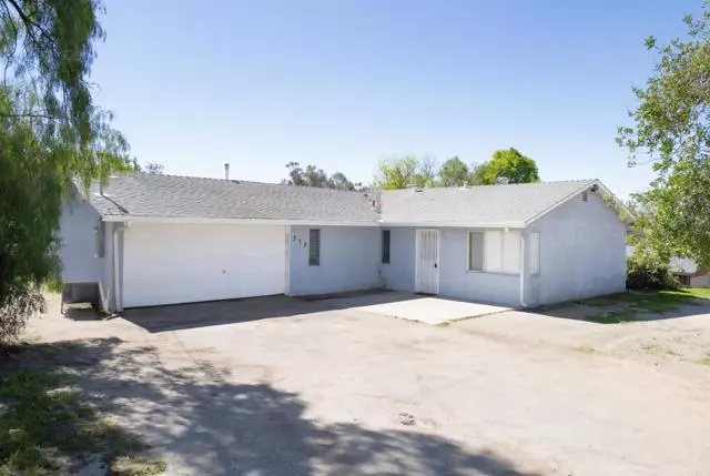 312 B ST, Ramona, CA 92065