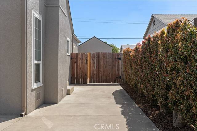 Santa Maria, CA 93454,514 E Cook ST