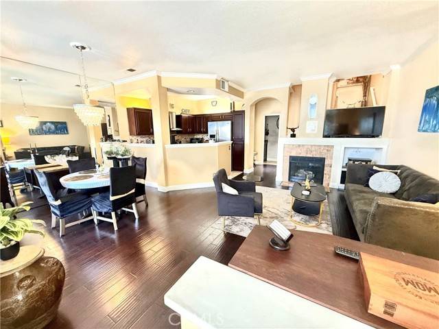 Anaheim Hills, CA 92808,1041 S Positano AVE