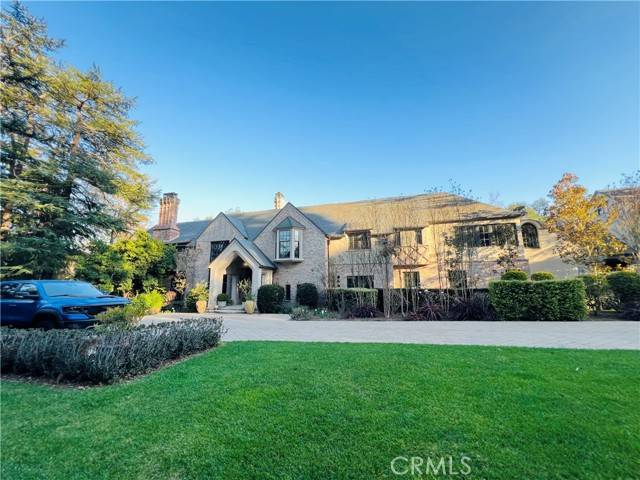 4110 Woodleigh LN, La Canada Flintridge, CA 91011