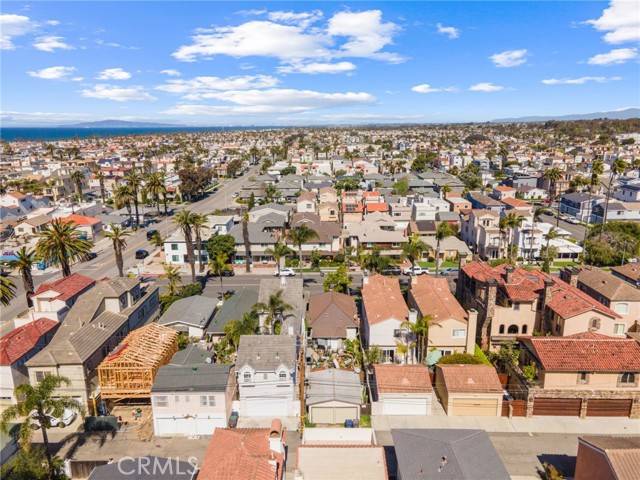 Huntington Beach, CA 92648,412 11th ST